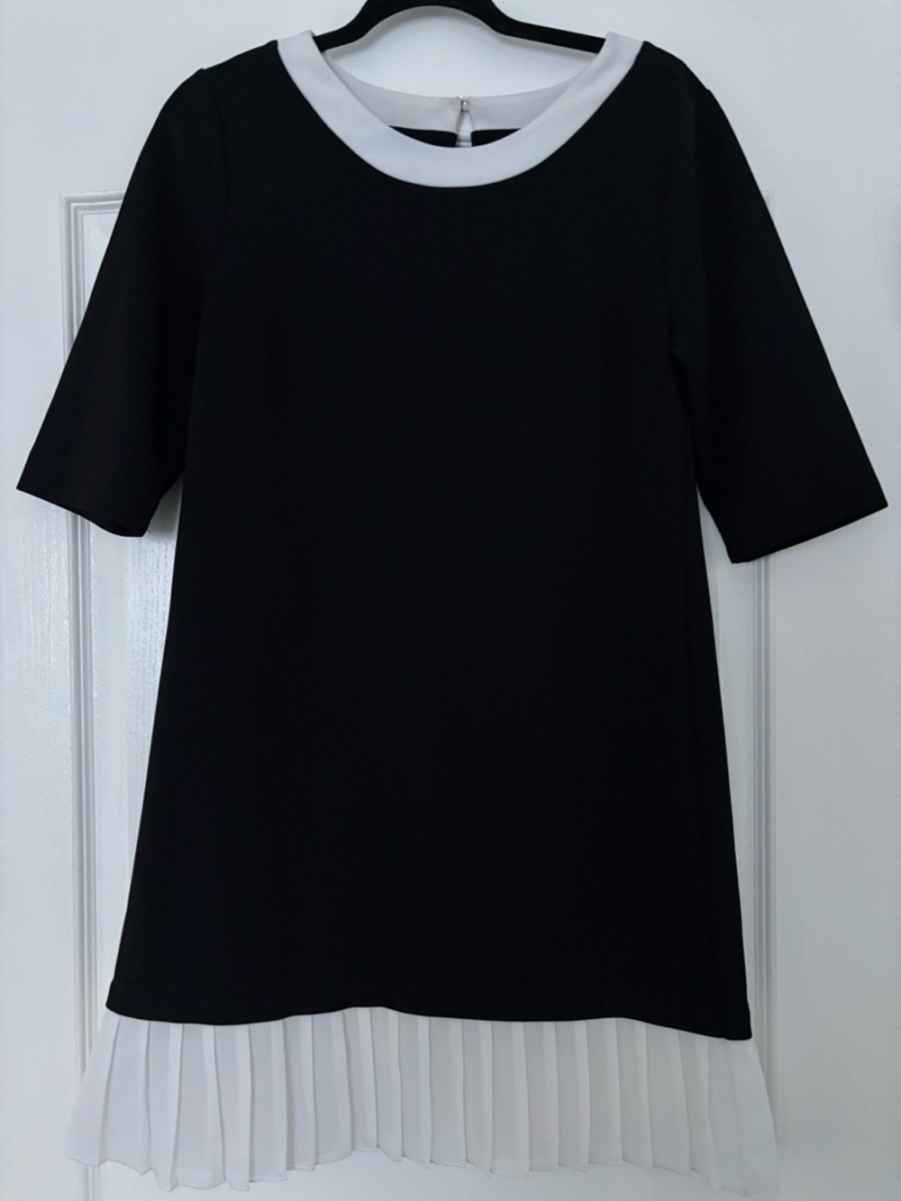 VENUS | Black Shift Dress with White Trim